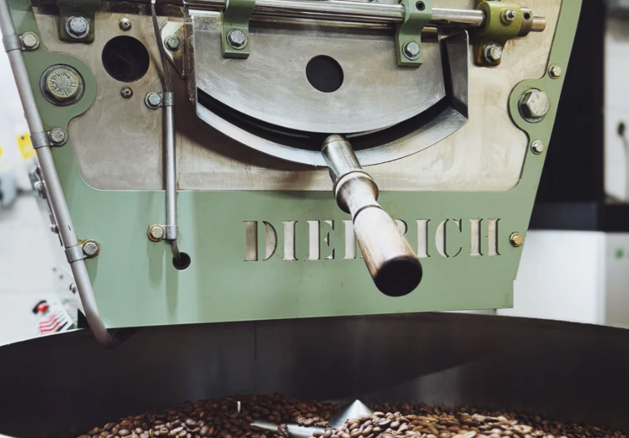 The Benefits of Supporting Local Coffee Roasters: Why Locally Roasted Coffee Matters for Freshness, Community, and Quality